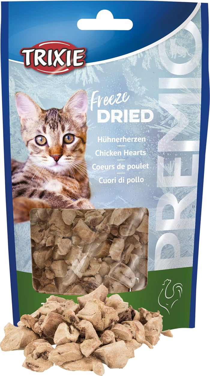 Trixie Premio Freeze Dried Chicken Hearts Cat Treats, 5 × 5 g